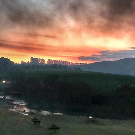 אונדרברג Rose Cottage @ Gods' Haven Eco Estate מראה חיצוני תמונה